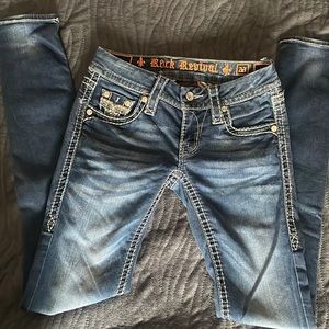 Size 23 skinny jeans.